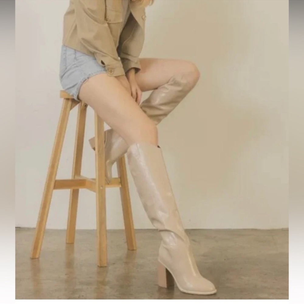 Oasis Society Stephanie Knee-High Boots